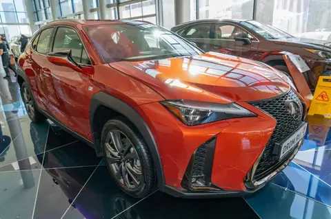 Lexus UX200